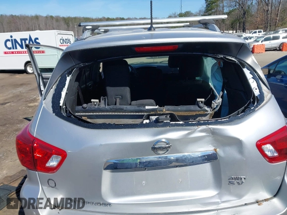 2018 Nissan Pathfinder SL with VIN 5N1DR2MM7JC647300, listed as a IAAI auction lot 41695700 with 124,573 mi miles. Bid and sale history available at carsss.com. Image 6.