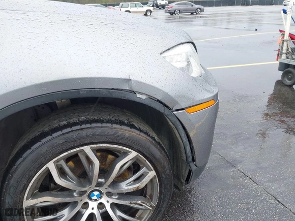 2014 BMW X6 xDrive35i with VIN 5UXFG2C53E0C45246, listed as a IAAI auction lot 41844763 with 212,612 mi miles. Bid and sale history available at carsss.com. Image 18.