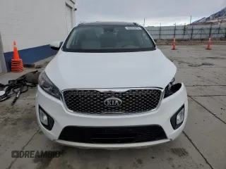 2018 Kia Sorento SX with VIN 5XYPKDA50JG367079, listed as a Copart auction lot 48222075 with 111,773 mi miles and Salvage Title. Bid and sale history available at carsss.com. Image 5.
