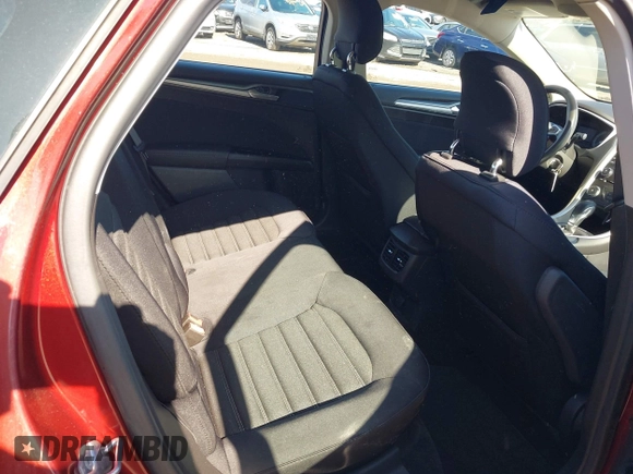 2014 Ford Fusion SE with VIN 3FA6P0HD6ER364224, listed as a IAAI auction lot 41987282 with 162,158 mi miles. Bid and sale history available at carsss.com. Image 8.