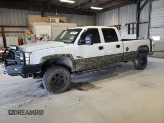 2005 Chevrolet Silverado 3500 SRW LT with VIN 1GCHK33275F913483, listed as a Copart auction lot 68673434 with 274,474 mi miles and Salvage Title. Bid and sale history available at carsss.com. Image 1.