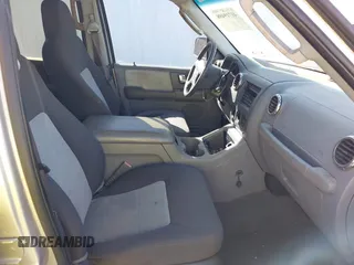 2004 Ford Expedition Special Service with VIN 1FMRU15W64LA44633, listed as a IAAI auction lot 41719498 with 109,005 mi miles. Bid and sale history available at carsss.com. Image 5.