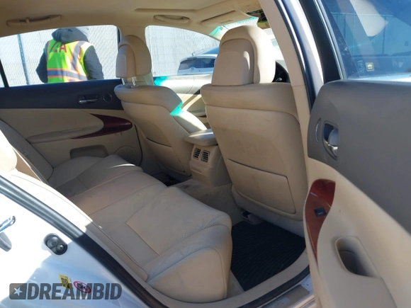2007 Lexus GS 350 with VIN JTHCE96S770004227, listed as a IAAI auction lot 41645538 with 123,784 mi miles. Bid and sale history available at carsss.com. Image 8.