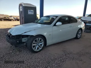 2013 BMW 3 Series 328i with VIN WBAKE3C56DE771233, listed as a Copart auction lot 83909034 with 141,535 mi miles and Salvage Title. Bid and sale history available at carsss.com. Image 1.