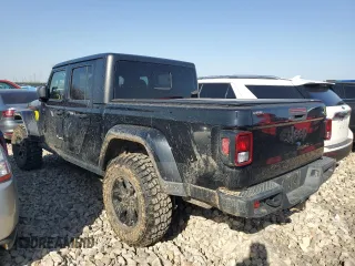 2021 Jeep Gladiator Willys with VIN 1C6HJTAG5ML576384, listed as a Copart auction lot 45904365 with 26,171 mi miles and Salvage title. Bid and sale history available at DreamBid. Image 2.