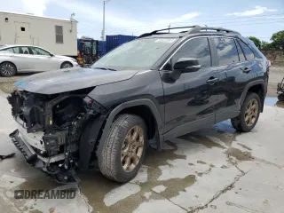 2024 Toyota RAV4 Hybrid LE z VIN 2T3UWRFV3RW204615, wystawiony jako Copart lot #64436455 z przebiegiem 8 710 mil mil oraz Czysty tytuł • Clean title. Historia ofert i sprzedaży dostępna na DreamBid. Obrazek 1.