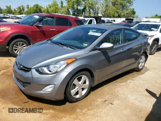 2013 Hyundai Elantra GLS z VIN 5NPDH4AE6DH374729, wystawiony jako Copart lot #65541973 z przebiegiem 105 181 mil mil oraz Szkoda całkowita • Salvage title. Historia ofert i sprzedaży dostępna na DreamBid. Obrazek 1.