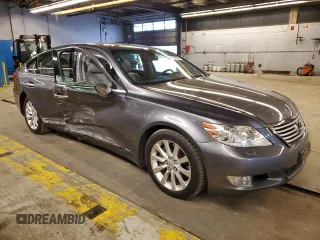2012 Lexus LS 460 z VIN JTHCL5EF5C5012603, wystawiony jako Copart lot #79116934 z przebiegiem 112 763 mil mil oraz Szkoda całkowita • Salvage title. Historia ofert i sprzedaży dostępna na DreamBid. Obrazek 4.