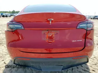 2024 Tesla Model Y Long Range with VIN 7SAYGDEE5RA235910, listed as a Copart auction lot 60988605 with 23,882 mi miles and Salvage title. Bid and sale history available at DreamBid. Image 6.