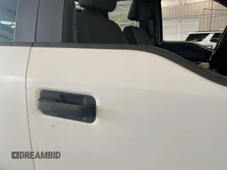 2019 Ford F-250 XL z VIN 1FT7X2B64KEC60947, wystawiony jako IAAI lot #42674456 z przebiegiem 117 379 mil mil oraz . Historia ofert i sprzedaży dostępna na DreamBid. Obrazek 16.