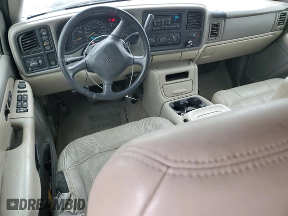 2002 Chevrolet Suburban LT with VIN 1GNFK16Z62J301344, listed as a Copart auction lot 86625244 with 271,596 mi miles and Salvage title. Bid and sale history available at DreamBid. Image 8.