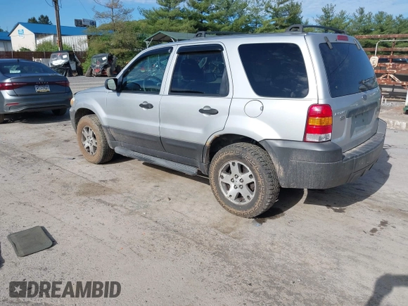 2006 Ford Escape XLT with VIN 1FMYU93126KC36402, listed as a IAAI auction lot 42122882 with 192,899 mi miles and . Bid and sale history available at DreamBid. Image 3.