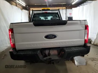 2019 Ford F-250 XL with VIN 1FT7W2B67KEC69080, listed as a Copart auction lot 62779165 with 154,144 mi miles and Clean title. Bid and sale history available at DreamBid. Image 6.