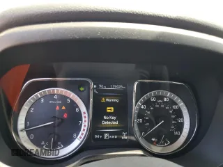 2017 Nissan Titan SV z VIN 1N6AA1E54HN512447, wystawiony jako Copart lot #56543875 z przebiegiem 119 426 mil mil oraz Czysty tytuł • Clean title. Historia ofert i sprzedaży dostępna na DreamBid. Obrazek 9.