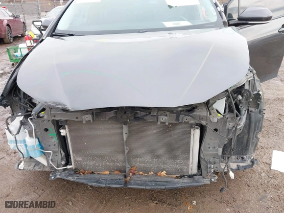 2020 Toyota Prius L Eco with VIN JTDKARFU5L3117919, listed as a IAAI auction lot 41686815 with 154,128 mi miles. Bid and sale history available at carsss.com. Image 6.