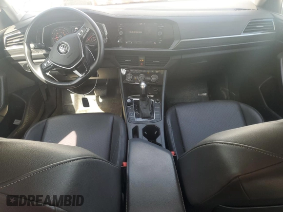 2020 Volkswagen Jetta SEL with VIN 3VWEB7BU3LM021397, listed as a Copart auction lot 57033645 with 141,288 mi miles and Clean title. Bid and sale history available at DreamBid. Image 8.
