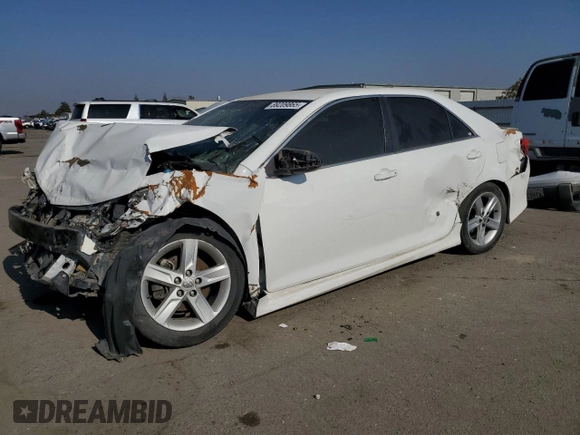 2014 Toyota Camry L with VIN 4T1BF1FK3EU355858, listed as a Copart auction lot 89209865 with 0 mi miles and Salvage Title. Bid and sale history available at carsss.com. Image 1.