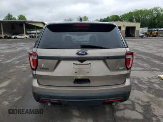 2016 Ford Police Interceptor Utility z VIN 1FM5K8AR0GGC07903, wystawiony jako Copart lot #57298705 z przebiegiem 223 695 mil mil oraz Szkody całkowita. Historia ofert i sprzedaży dostępna na DreamBid. Obrazek 6.
