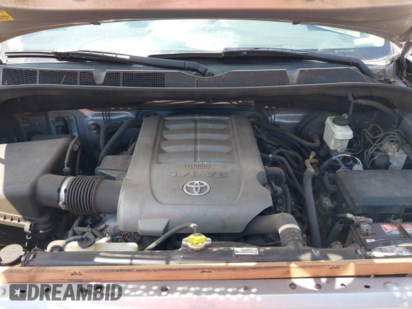 2010 Toyota Tundra z VIN 5TFUW5F16AX119032, wystawiony jako IAAI lot #42442454 z przebiegiem 221 804 mil mil oraz . Historia ofert i sprzedaży dostępna na DreamBid. Obrazek 10.