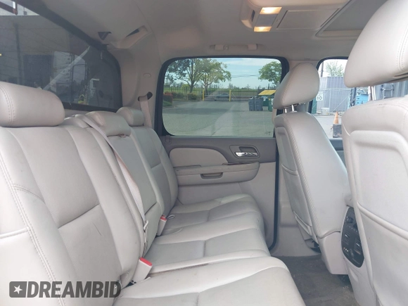 2010 Chevrolet Avalanche LTZ with VIN 3GNVKGE02AG234646, listed as a IAAI auction lot 41969830 with 243,324 mi miles and . Bid and sale history available at DreamBid. Image 8.