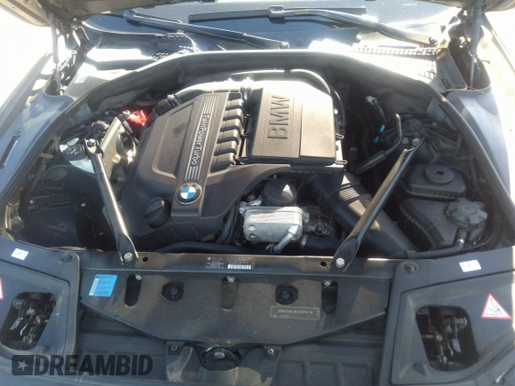 2011 BMW 5 Series 535i xDrive with VIN WBAFU7C55BC439837, listed as a IAAI auction lot 38492275 with 102,190 mi miles. Bid and sale history available at carsss.com. Image 10.
