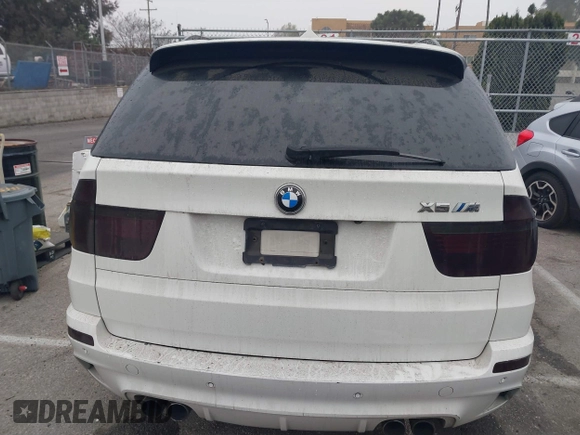 2010 BMW X5 M with VIN 5YMGY0C52ALK25509, listed as a IAAI auction lot 41227049 with 1 mi miles. Bid and sale history available at carsss.com. Image 16.