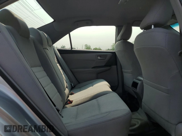 2015 Toyota Camry XLE z VIN 4T4BF1FK2FR512934, wystawiony jako Copart lot #59478725 z przebiegiem 165 935 mil mil oraz Szkoda całkowita • Salvage title. Historia ofert i sprzedaży dostępna na DreamBid. Obrazek 10.