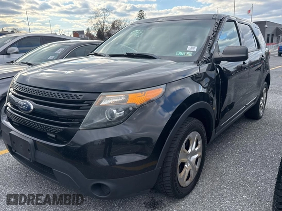 2014 Ford Utility Police Interceptor with VIN 1FM5K8AR3EGC40794, listed as a Copart auction lot 83628614 with 198,516 mi miles and Clean Title. Bid and sale history available at carsss.com. Image 2.