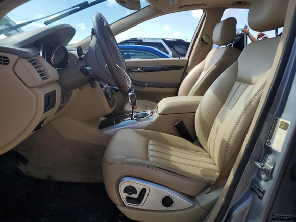2010 Mercedes-Benz R-Class R 350 BlueTEC with VIN 4JGCB2FE6AA106188, listed as a Copart auction lot 74024274 with 0 mi miles and Salvage Title. Bid and sale history available at carsss.com. Image 7.