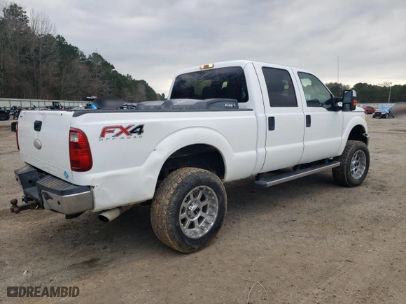 2012 Ford Super Duty F-250 SRW XL with VIN 1FT7W2B69CEC60303, listed as a Copart auction lot 44187915 with 299,766 mi miles and Clean Title. Bid and sale history available at carsss.com. Image 3.