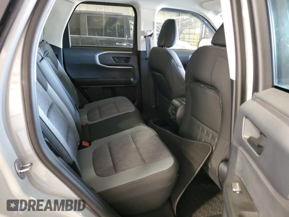 2021 Ford Bronco Sport Big Bend z VIN 3FMCR9B68MRB03127, wystawiony jako Copart lot #56882625 z przebiegiem 28 097 mil mil oraz Szkoda całkowita • Salvage title. Historia ofert i sprzedaży dostępna na DreamBid. Obrazek 11.