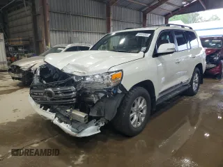 2018 Toyota Land Cruiser z VIN JTMCY7AJ5J4068164, wystawiony jako Copart lot #54444965 z przebiegiem 105 323 mil mil oraz Szkody całkowita. Historia ofert i sprzedaży dostępna na DreamBid. Obrazek 1.