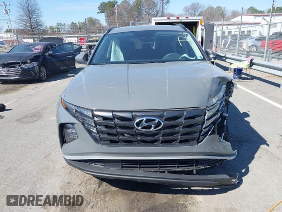 2024 Hyundai Tucson SEL with VIN 5NMJB3DE4RH368460, listed as a IAAI auction lot 41647122 with 10,987 mi miles and . Bid and sale history available at carsss.com. Image 13.