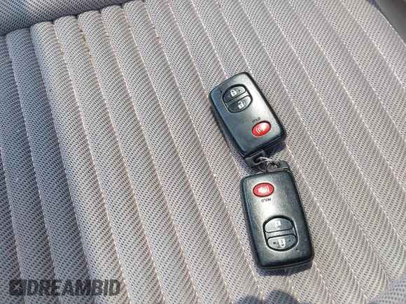 2010 Toyota RAV4 Limited with VIN 2T3DK4DV8AW030367, listed as a IAAI auction lot 42447076 with 186,994 mi miles and . Bid and sale history available at DreamBid. Image 11.