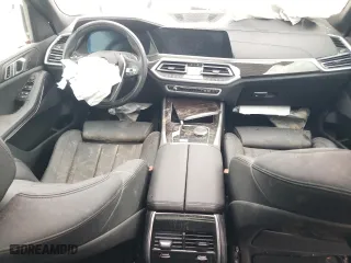 2021 BMW X5 sDrive40i with VIN 5UXCR4C02M9G19725, listed as a Copart auction lot 47860955 with 0 mi miles and Clean Title. Bid and sale history available at carsss.com. Image 8.