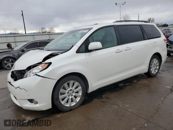 2011 Toyota Sienna XLE with VIN 5TDDK3DC9BS026467, listed as a Copart auction lot 49102135 with 236,534 mi miles and Salvage Title. Bid and sale history available at carsss.com. Image 1.