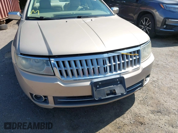 2007 Lincoln MKZ z VIN 3LNHM26T27R627910, wystawiony jako IAAI lot #42399022 z przebiegiem 245 768 mil mil oraz . Historia ofert i sprzedaży dostępna na DreamBid. Obrazek 6.