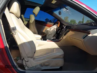 2012 Cadillac CTS Premium z VIN 1G6DS1E31C0135614, wystawiony jako IAAI lot #42205271 z przebiegiem Nie podano mil oraz . Historia ofert i sprzedaży dostępna na DreamBid. Obrazek 5.