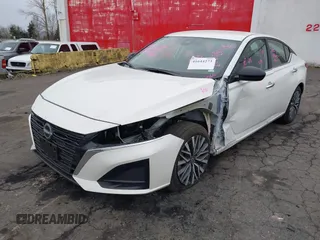 2025 Nissan Altima SV with VIN 1N4BL4DW2SN356659, listed as a IAAI auction lot 41644273 with 1,790 mi miles and . Bid and sale history available at DreamBid. Image 18.