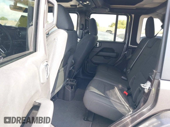 2021 Jeep Wrangler Unlimited Sahara with VIN 1C4HJXEN4MW503014, listed as a IAAI auction lot 41900234 with 16,444 mi miles and . Bid and sale history available at DreamBid. Image 8.