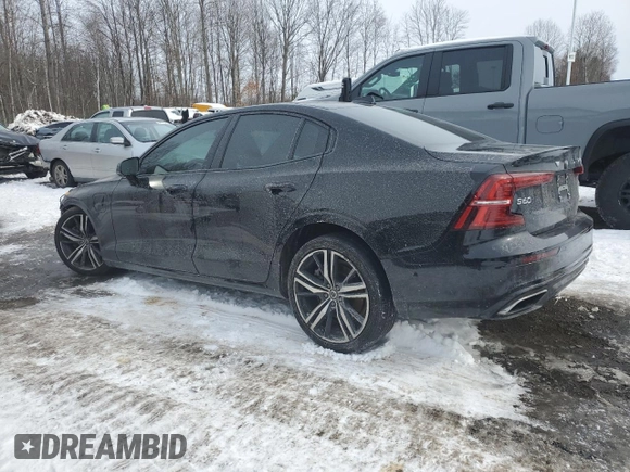 2019 Volvo S60 R-Design with VIN 7JRBR0FM0KG018082, listed as a Copart auction lot 44216225 with 52,692 mi miles and Salvage Title. Bid and sale history available at carsss.com. Image 2.