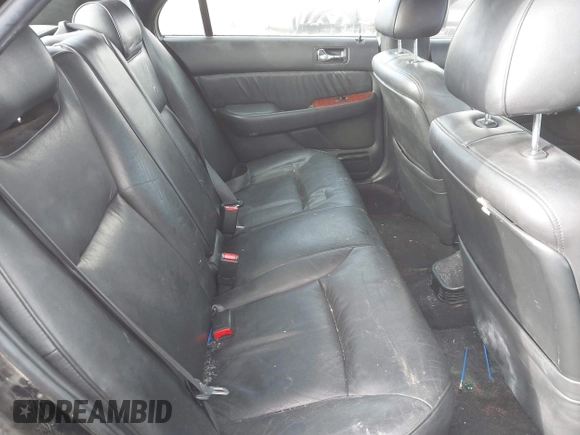 2002 Acura RL with VIN JH4KA96502C011187, listed as a IAAI auction lot 41324456 with 181,284 mi miles and . Bid and sale history available at DreamBid. Image 8.
