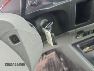 2019 Nissan NV Cargo S с VIN 1N6BF0LY0KN803435, выставлен на аукционе IAAI как лот 42517027 с пробегом 140 027 миль миль и . История ставок и продаж доступна на DreamBid. Изображение 8.
