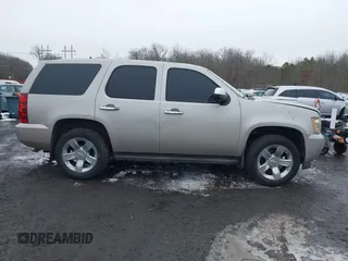 2009 Chevrolet Tahoe Special Service Vehicle with VIN 1GNFK03079R261304, listed as a IAAI auction lot 41555607 with 182,880 mi miles. Bid and sale history available at carsss.com. Image 13.