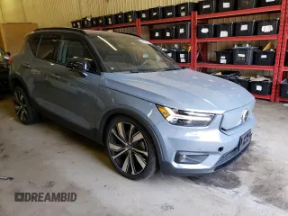 2021 Volvo XC40 with VIN YV4ED3UR9M2597323, listed as a Copart auction lot 64683403 with 29,266 mi miles and . Bid and sale history available at DreamBid. Image 4.