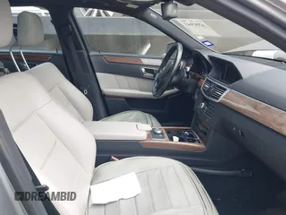 2011 Mercedes-Benz E-Class E 350 Luxury with VIN WDDHF5GB9BA382151, listed as a IAAI auction lot 42045643 with 120,535 mi miles. Bid and sale history available at carsss.com. Image 5.