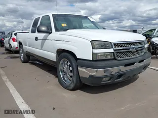 2006 Chevrolet Silverado 1500 LT1 with VIN 2GCEC19V861124371, listed as a IAAI auction lot 41776154 with 222,653 mi miles. Bid and sale history available at carsss.com. Image 1.