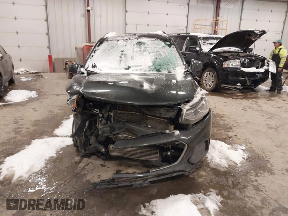 2019 Chevrolet Trax LT z VIN 3GNCJLSB9KL345048, wystawiony jako IAAI lot #41599824 z przebiegiem Nie podano mil oraz . Historia ofert i sprzedaży dostępna na DreamBid. Obrazek 12.