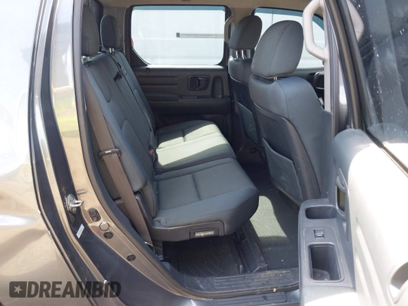 2011 Honda Ridgeline RT z VIN 5FPYK1F26BB453191, wystawiony jako IAAI lot #41776280 z przebiegiem 122 908 mil mil oraz . Historia ofert i sprzedaży dostępna na DreamBid. Obrazek 8.