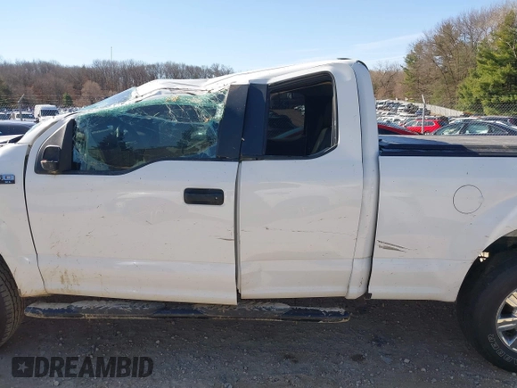 2016 Ford F-150 XLT z VIN 1FTFX1EF9GFB30570, wystawiony jako IAAI lot #42041601 z przebiegiem 172 478 mil mil oraz . Historia ofert i sprzedaży dostępna na DreamBid. Obrazek 14.